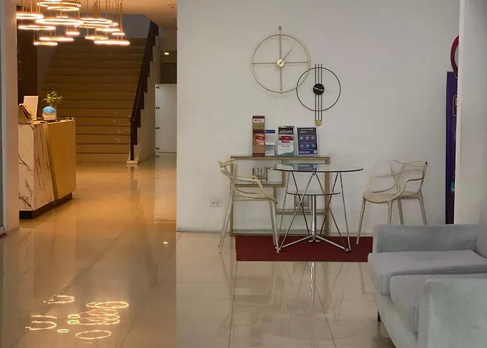 Penthouse Loft Unit With Balcony Unit 3314 Apartment