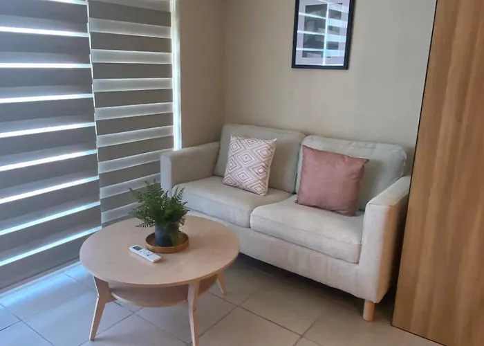 Penthouse Loft Unit With Balcony Unit 3314 * Manila